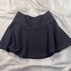 Alice + Olivia "Employed" Black Quilted Flare Mini Skirt - Size 6